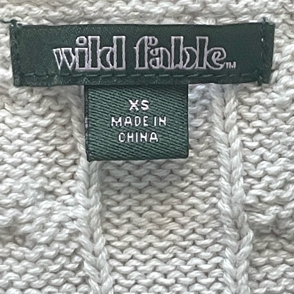 Target Sweater Vest - Picture 4 of 4